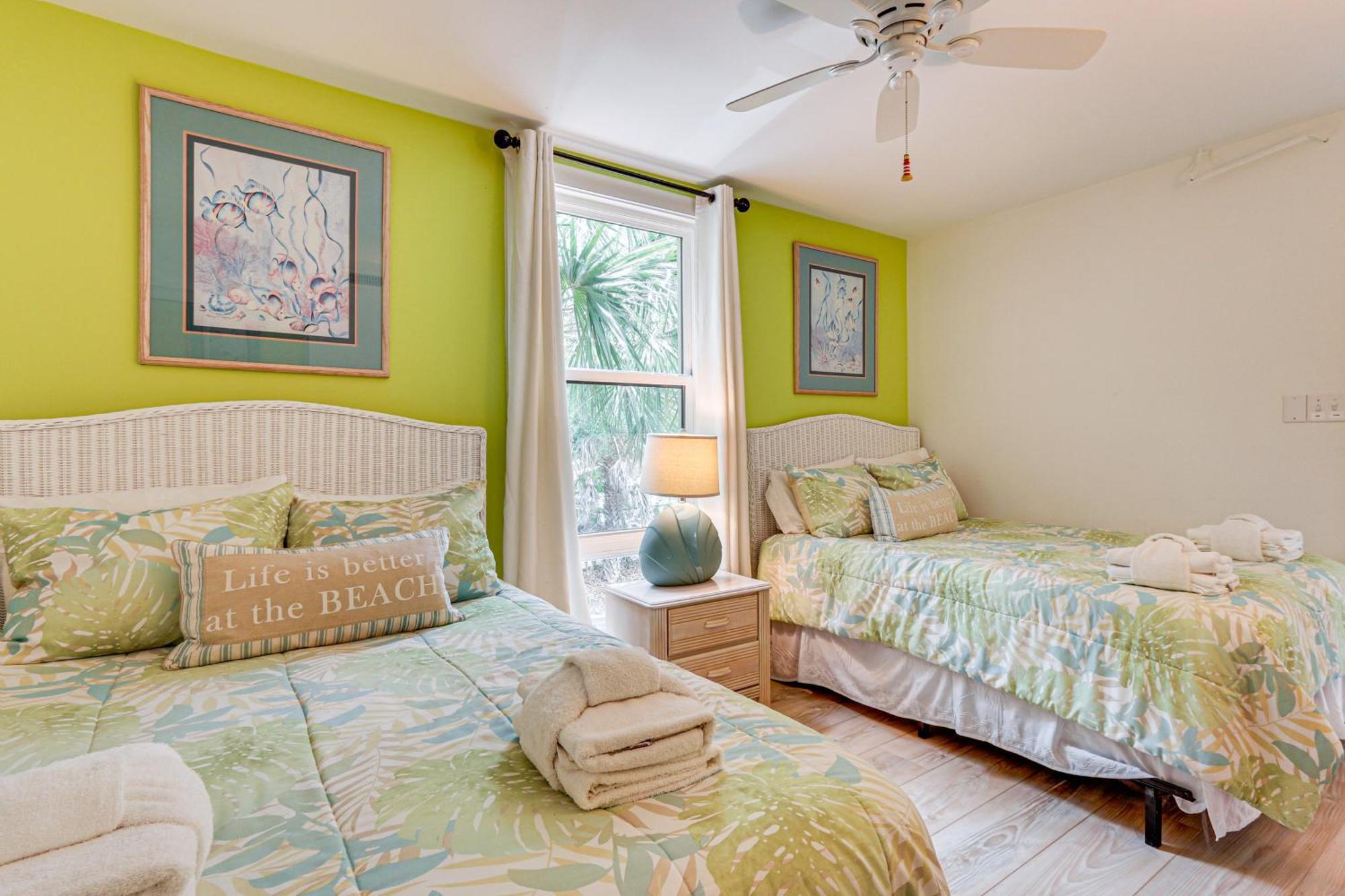 Coligny Gem With Community Perks Walk To Beach 힐튼 헤드 아일랜드 외부 사진