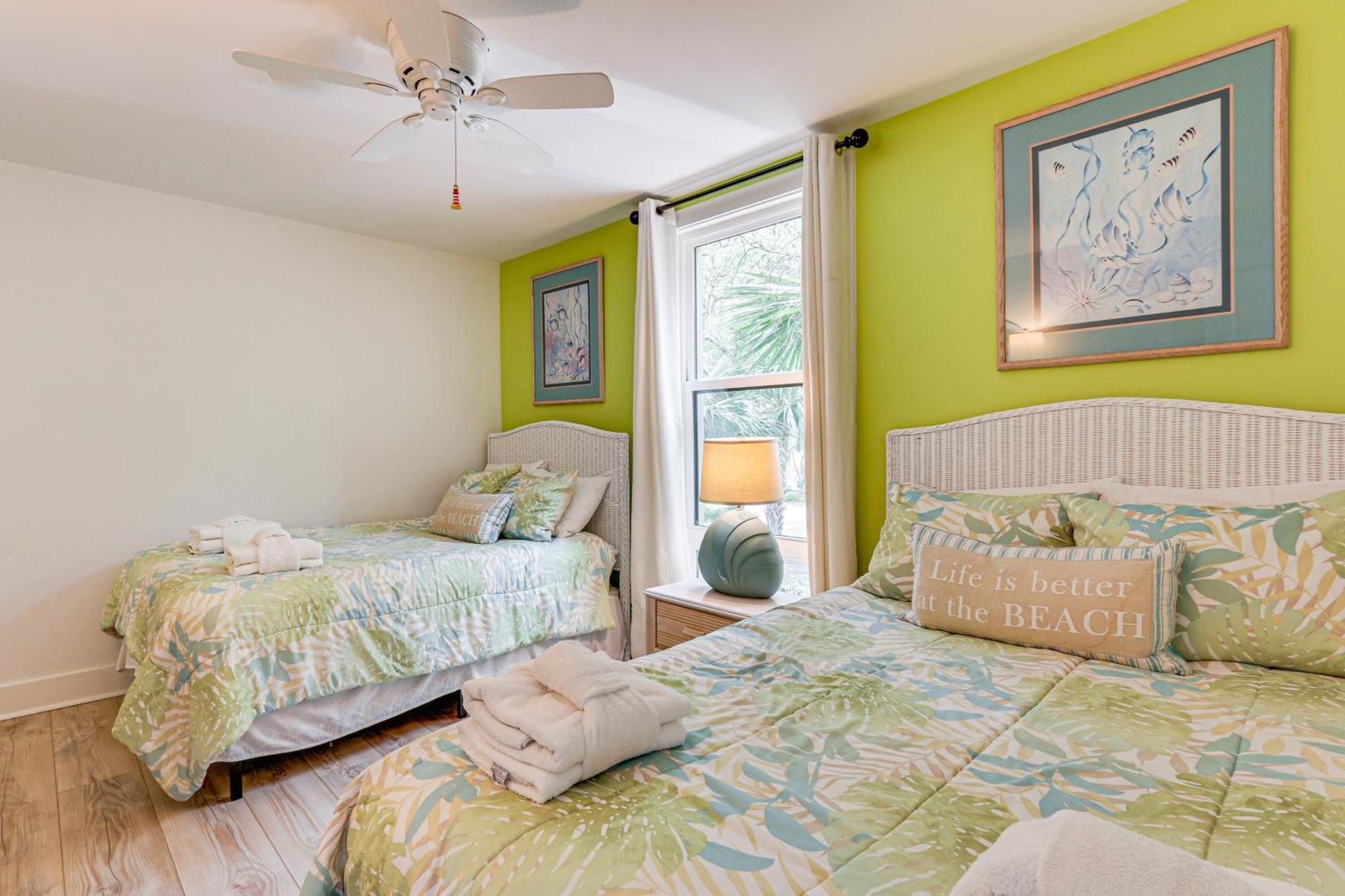 Coligny Gem With Community Perks Walk To Beach 힐튼 헤드 아일랜드 외부 사진